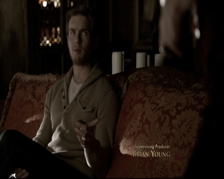 VampireDiariesWorld-dot-org_5x20WhatLiesBeneath0285.jpg