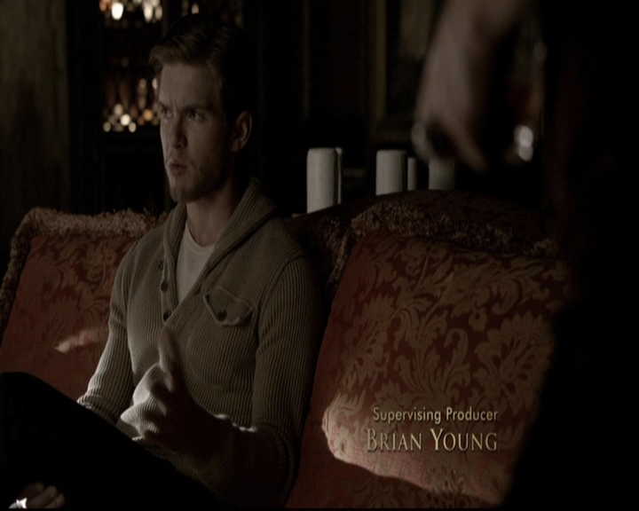 VampireDiariesWorld-dot-org_5x20WhatLiesBeneath0286.jpg