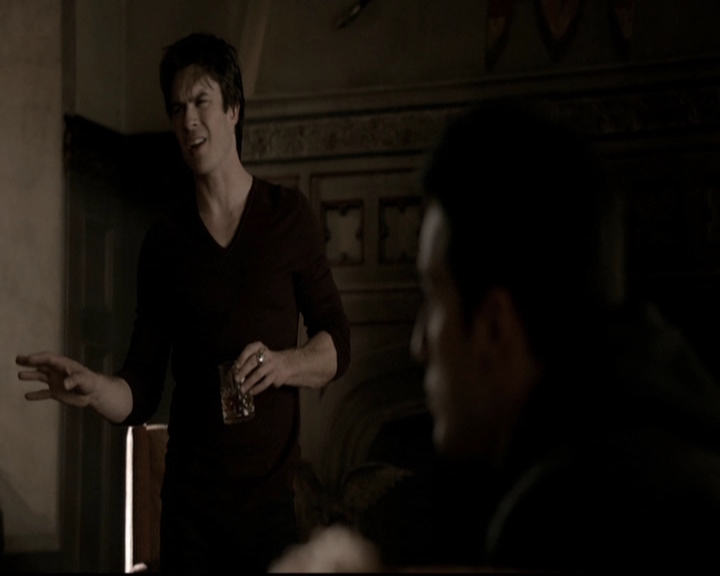 VampireDiariesWorld-dot-org_5x20WhatLiesBeneath0287.jpg