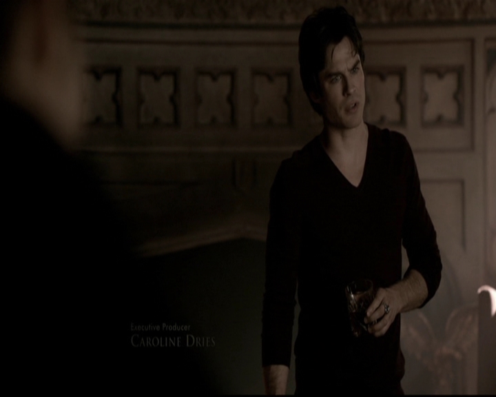 VampireDiariesWorld-dot-org_5x20WhatLiesBeneath0292.jpg