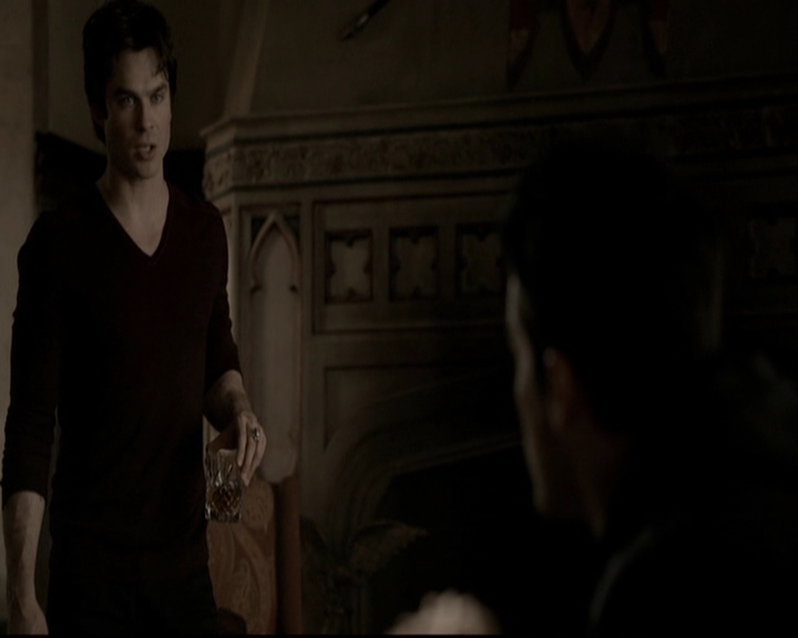 VampireDiariesWorld-dot-org_5x20WhatLiesBeneath0305.jpg