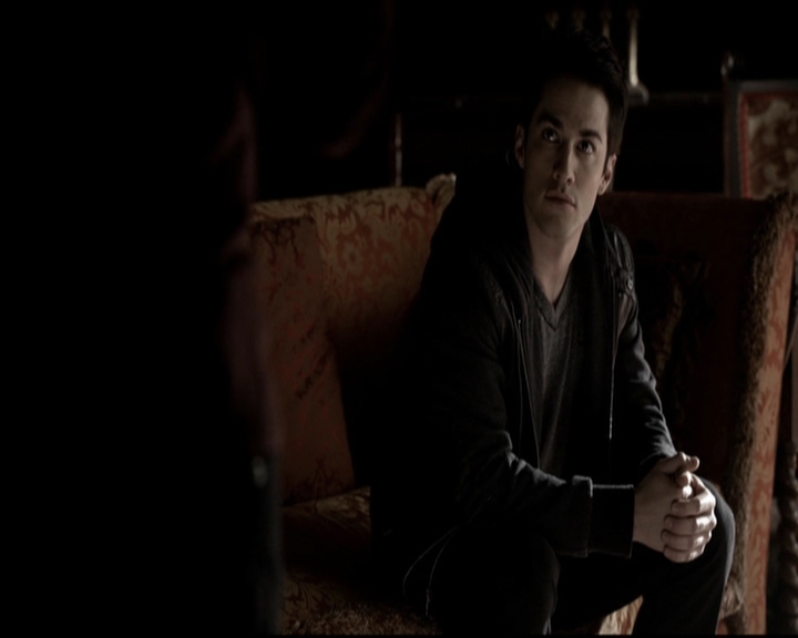 VampireDiariesWorld-dot-org_5x20WhatLiesBeneath0326.jpg