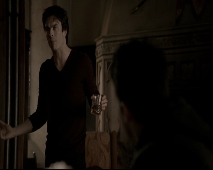 VampireDiariesWorld-dot-org_5x20WhatLiesBeneath0332.jpg