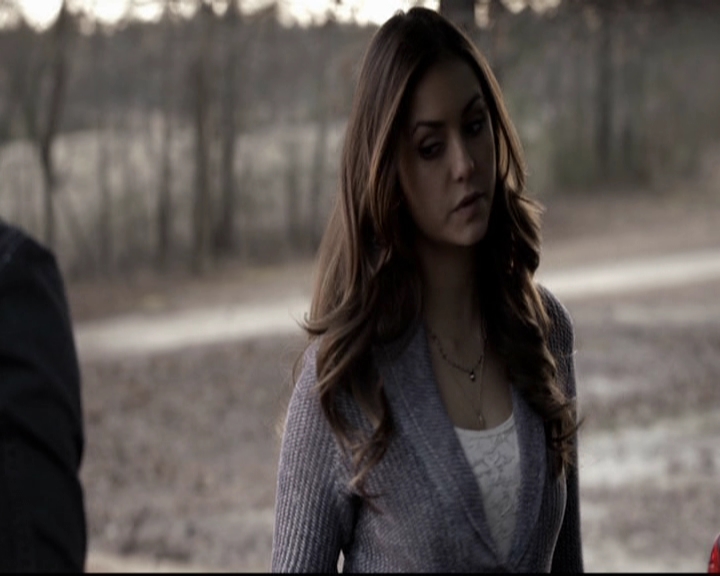 VampireDiariesWorld-dot-org_5x20WhatLiesBeneath0355.jpg