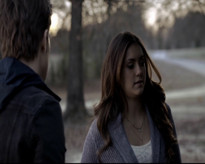 VampireDiariesWorld-dot-org_5x20WhatLiesBeneath0391.jpg