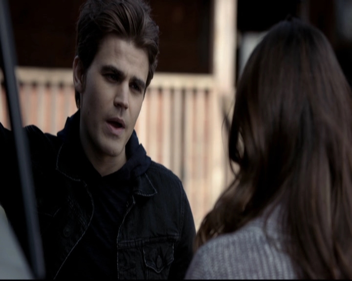 VampireDiariesWorld-dot-org_5x20WhatLiesBeneath0399.jpg