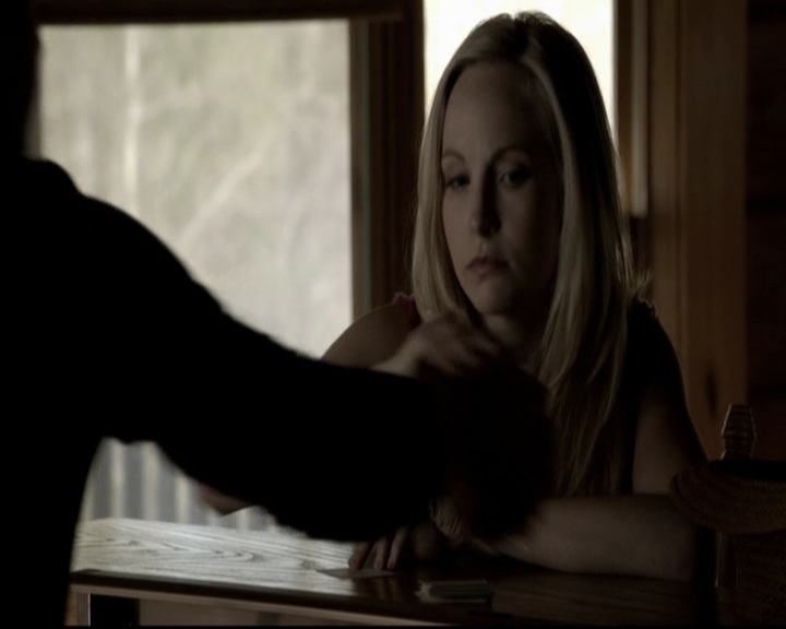 VampireDiariesWorld-dot-org_5x20WhatLiesBeneath0797.jpg