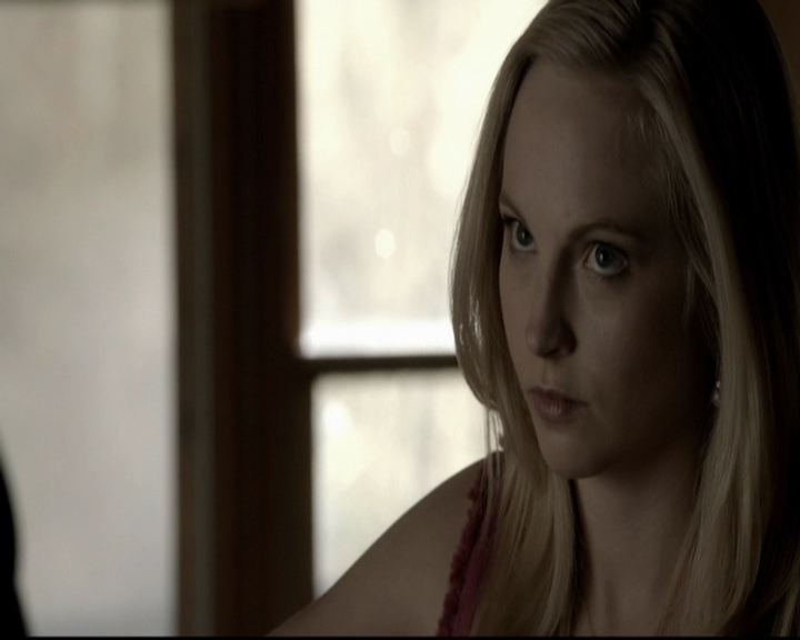 VampireDiariesWorld-dot-org_5x20WhatLiesBeneath0800.jpg