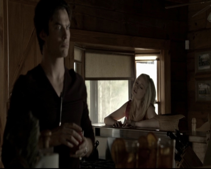 VampireDiariesWorld-dot-org_5x20WhatLiesBeneath0812.jpg