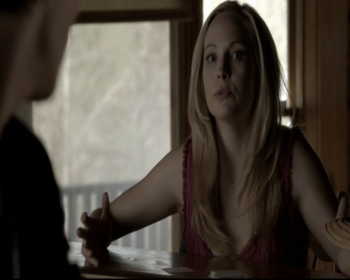 VampireDiariesWorld-dot-org_5x20WhatLiesBeneath0821.jpg