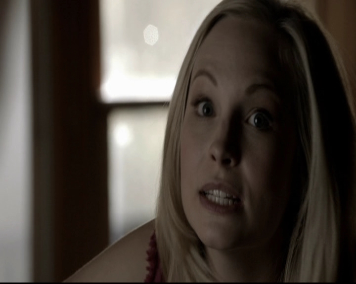 VampireDiariesWorld-dot-org_5x20WhatLiesBeneath0841.jpg