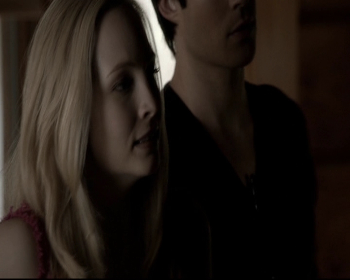 VampireDiariesWorld-dot-org_5x20WhatLiesBeneath0852.jpg