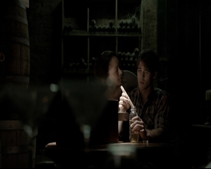 VampireDiariesWorld-dot-org_5x20WhatLiesBeneath0870.jpg