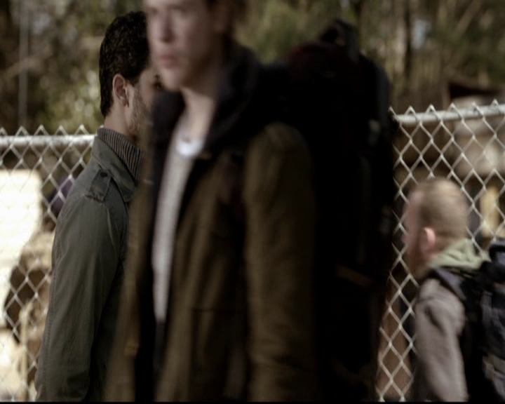 VampireDiariesWorld-dot-org_5x20WhatLiesBeneath0974.jpg