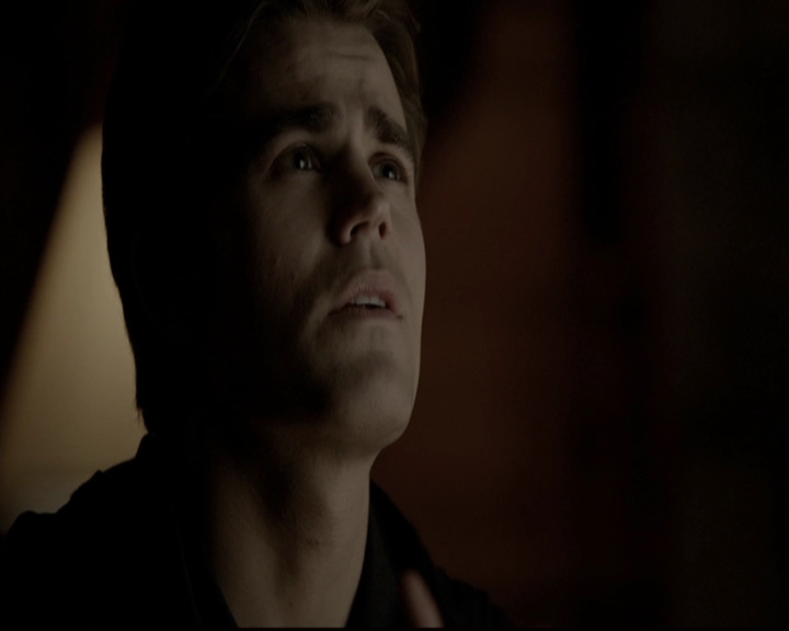 VampireDiariesWorld-dot-org_5x20WhatLiesBeneath1030.jpg