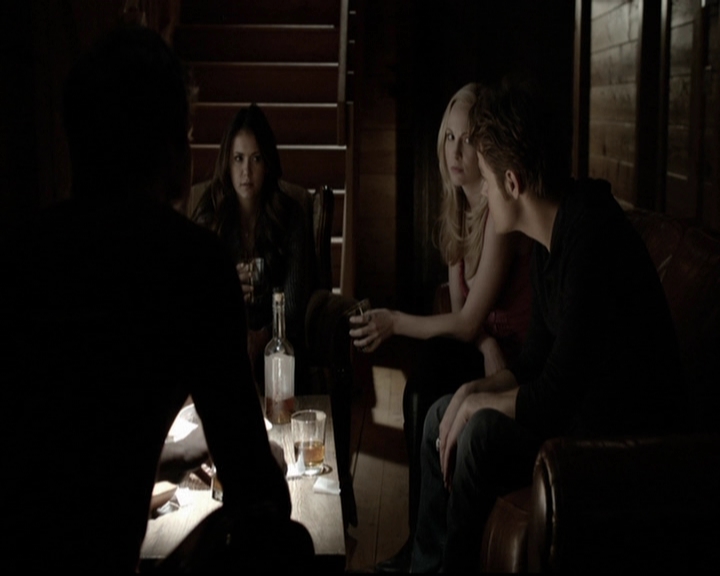 VampireDiariesWorld-dot-org_5x20WhatLiesBeneath1114.jpg