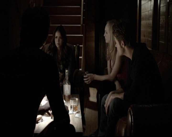 VampireDiariesWorld-dot-org_5x20WhatLiesBeneath1115.jpg