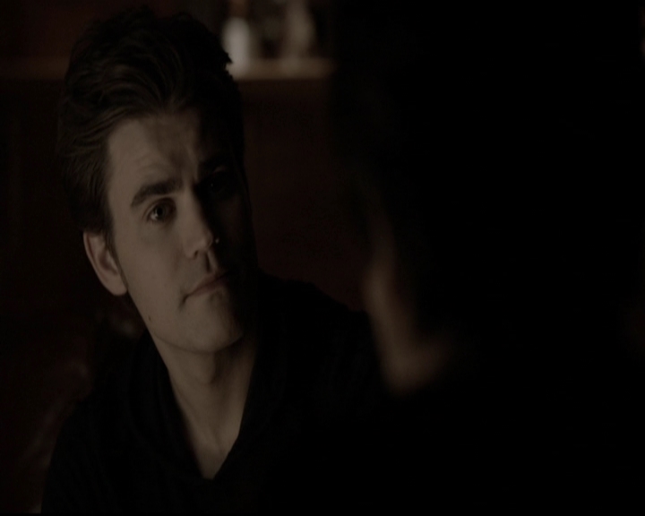 VampireDiariesWorld-dot-org_5x20WhatLiesBeneath1120.jpg