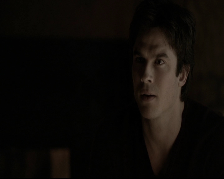 VampireDiariesWorld-dot-org_5x20WhatLiesBeneath1124.jpg