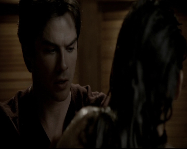 VampireDiariesWorld-dot-org_5x20WhatLiesBeneath1241.jpg