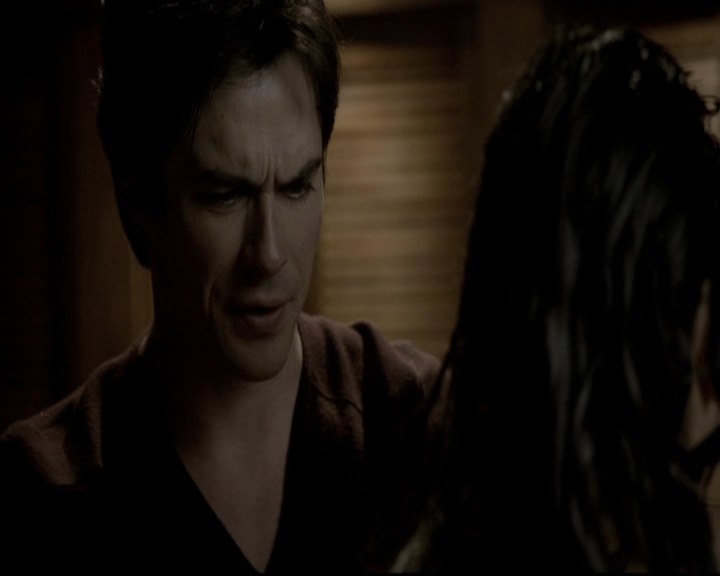 VampireDiariesWorld-dot-org_5x20WhatLiesBeneath1244.jpg