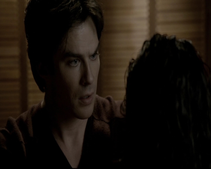 VampireDiariesWorld-dot-org_5x20WhatLiesBeneath1251.jpg