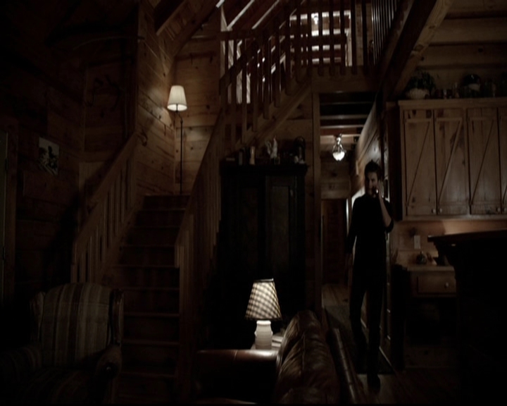 VampireDiariesWorld-dot-org_5x20WhatLiesBeneath1337.jpg