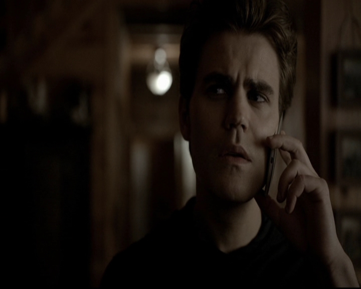 VampireDiariesWorld-dot-org_5x20WhatLiesBeneath1353.jpg