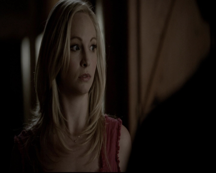 VampireDiariesWorld-dot-org_5x20WhatLiesBeneath1369.jpg