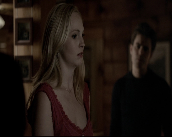 VampireDiariesWorld-dot-org_5x20WhatLiesBeneath1386.jpg