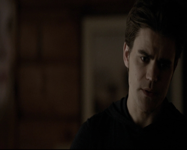 VampireDiariesWorld-dot-org_5x20WhatLiesBeneath1390.jpg