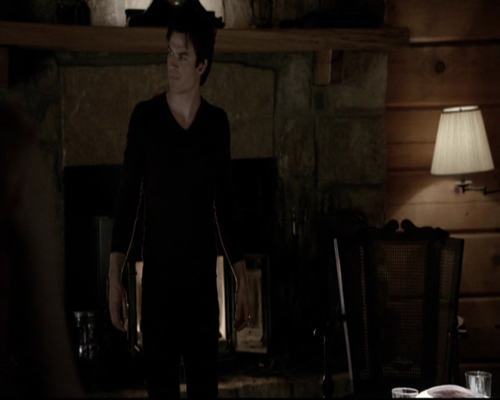 VampireDiariesWorld-dot-org_5x20WhatLiesBeneath1409.jpg