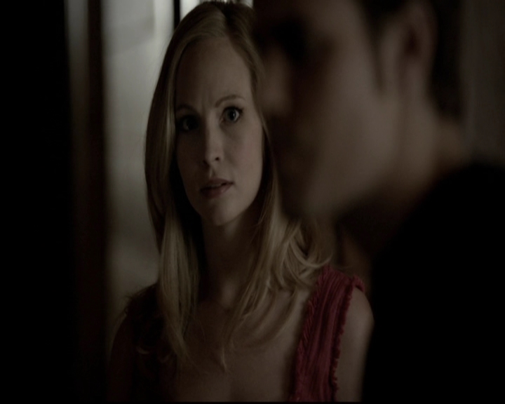 VampireDiariesWorld-dot-org_5x20WhatLiesBeneath1411.jpg