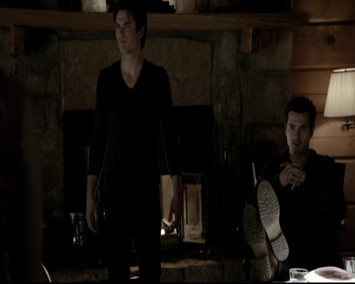 VampireDiariesWorld-dot-org_5x20WhatLiesBeneath1412.jpg