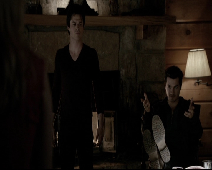 VampireDiariesWorld-dot-org_5x20WhatLiesBeneath1416.jpg