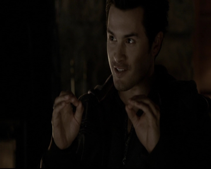 VampireDiariesWorld-dot-org_5x20WhatLiesBeneath1418.jpg