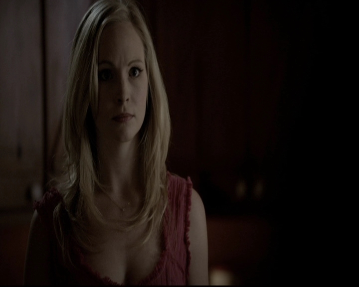 VampireDiariesWorld-dot-org_5x20WhatLiesBeneath1420.jpg