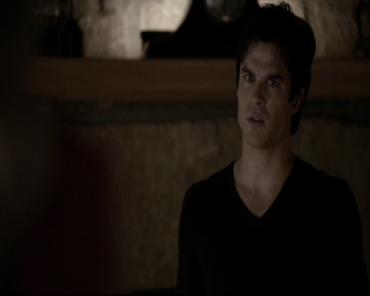 VampireDiariesWorld-dot-org_5x20WhatLiesBeneath1425.jpg