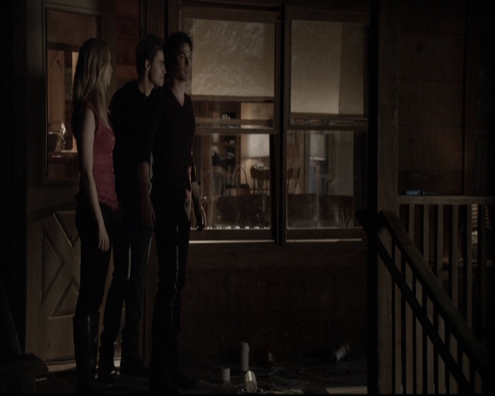 VampireDiariesWorld-dot-org_5x20WhatLiesBeneath1441.jpg