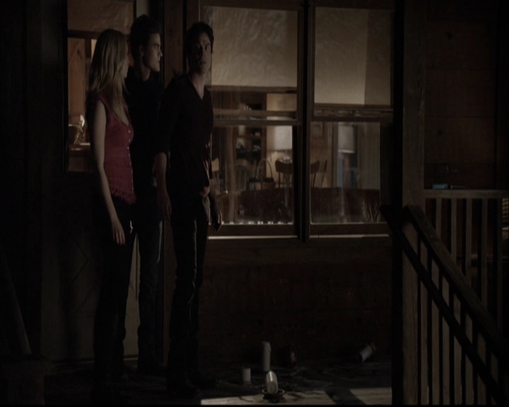 VampireDiariesWorld-dot-org_5x20WhatLiesBeneath1444.jpg