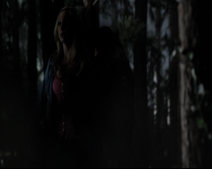 VampireDiariesWorld-dot-org_5x20WhatLiesBeneath1490.jpg