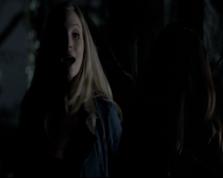 VampireDiariesWorld-dot-org_5x20WhatLiesBeneath1491.jpg