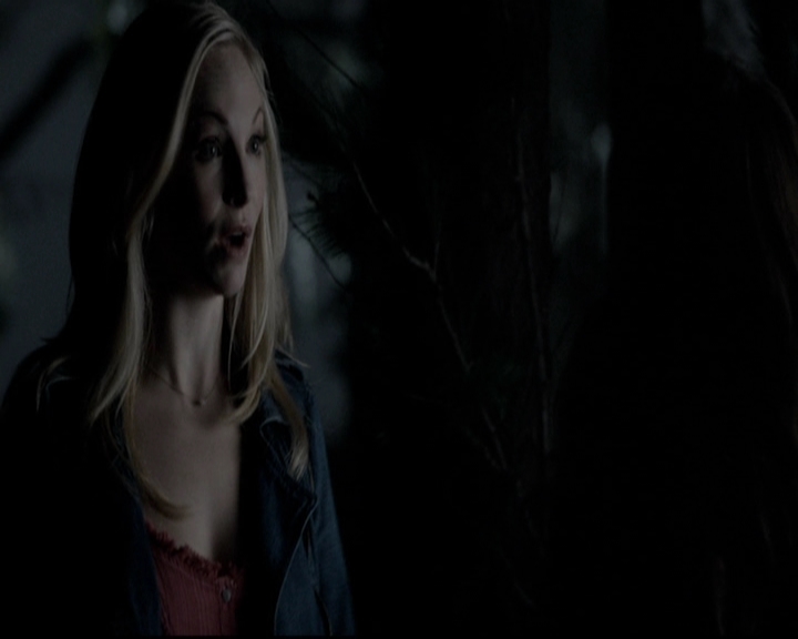 VampireDiariesWorld-dot-org_5x20WhatLiesBeneath1492.jpg