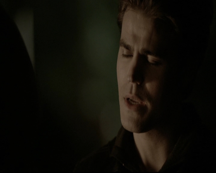 VampireDiariesWorld-dot-org_5x20WhatLiesBeneath2106.jpg