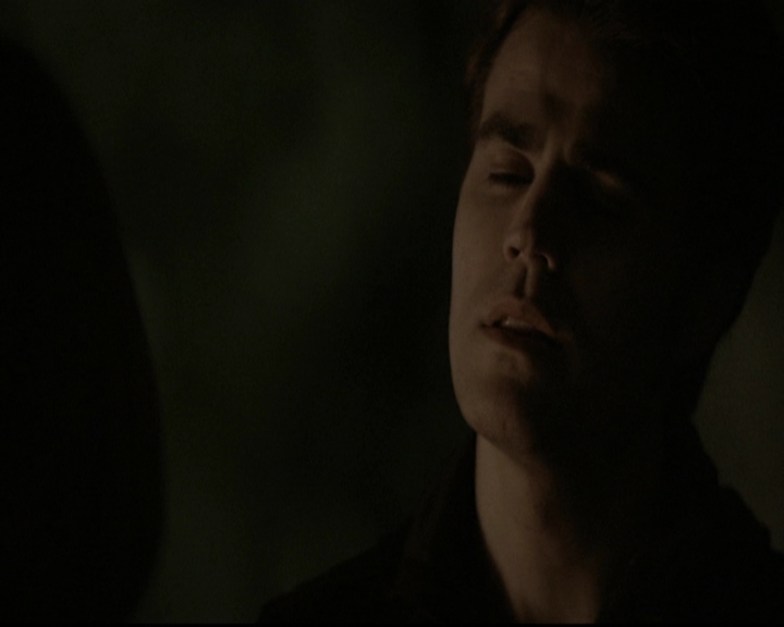 VampireDiariesWorld-dot-org_5x20WhatLiesBeneath2116.jpg