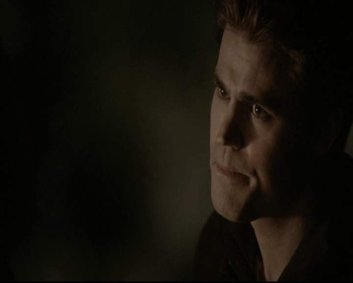 VampireDiariesWorld-dot-org_5x20WhatLiesBeneath2119.jpg