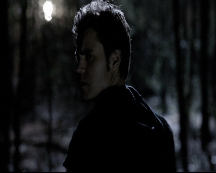 VampireDiariesWorld-dot-org_5x20WhatLiesBeneath2137.jpg