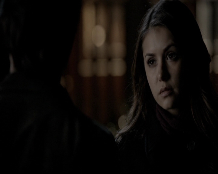 VampireDiariesWorld-dot-org_5x20WhatLiesBeneath2185.jpg