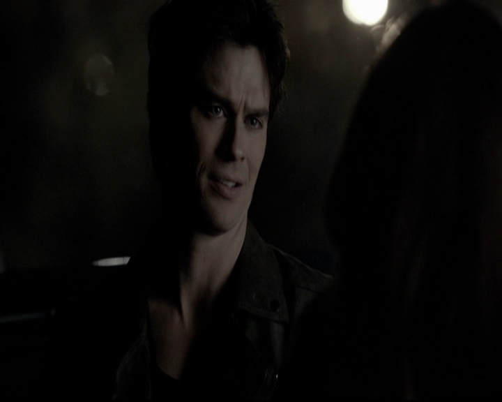 VampireDiariesWorld-dot-org_5x20WhatLiesBeneath2203.jpg