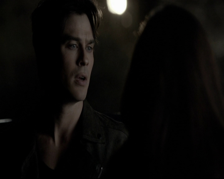 VampireDiariesWorld-dot-org_5x20WhatLiesBeneath2206.jpg